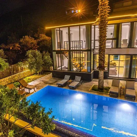 Ulugol 4 Bedroom 7343 Villa Kalkan