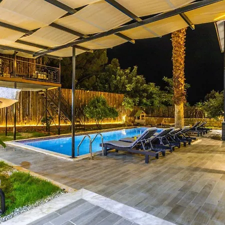 Ulugol 4 Bedroom 7343 Villa