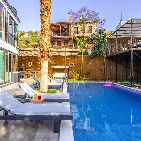 Ulugol 4 Bedroom 7343 Kalkan